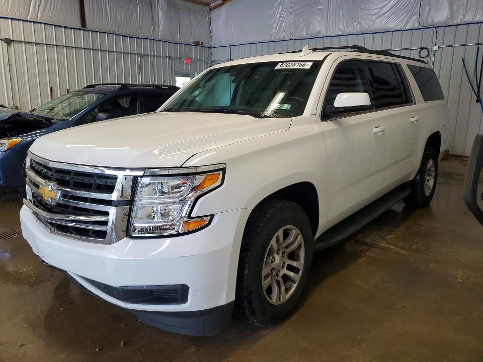 69028166 :رقم المزاد ، 1GNSKHKC6JR257127 vin ، 2018 Chevrolet Suburban مزاد بيع