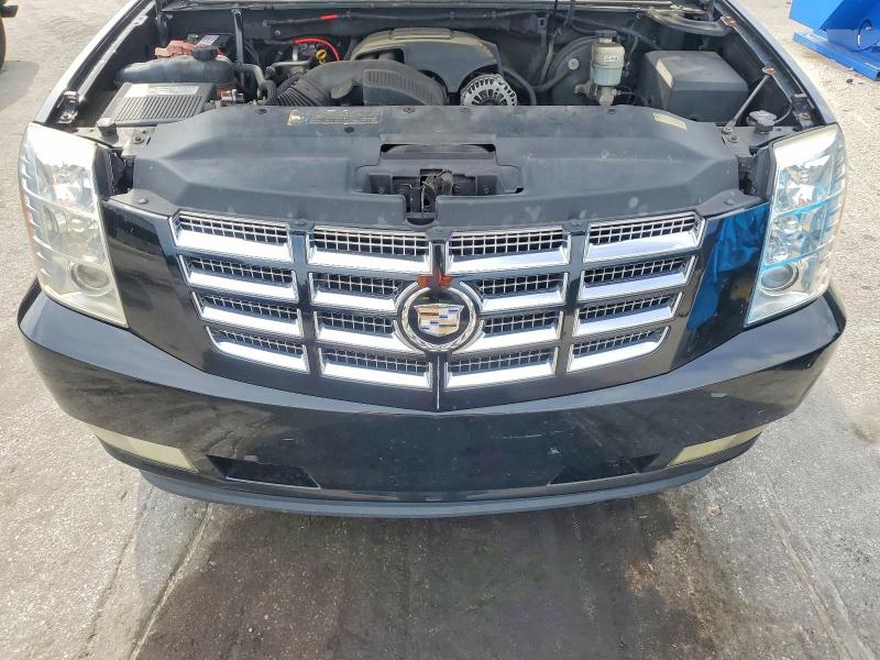 Продажа на аукционе авто 2008 Cadillac Escalade, vin: 3GYFK62808G123776, номер лота: 68297536