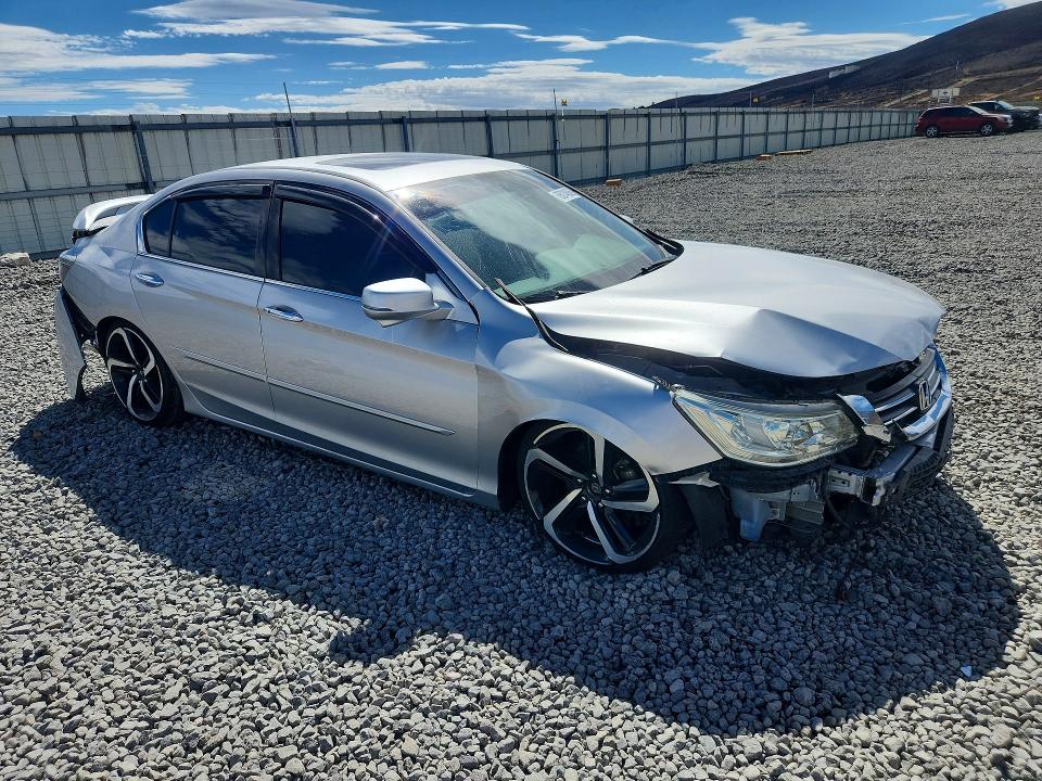 Продажа на аукционе авто 2015 Honda Accord, vin: 1HGCR2F71FA051563, номер лота: 68014836