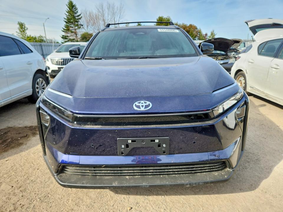 2026 Toyota Bz მანქანა იყიდება აუქციონზე, vin: JTMADAFB8TA011396, აუქციონის ნომერი: 69348956