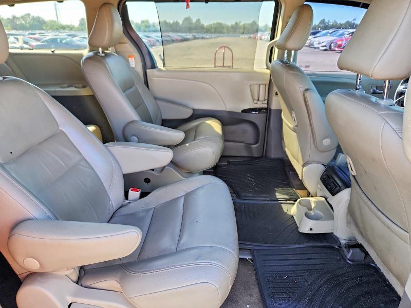 Aukcja sprzedaży 2018 Toyota Sienna, vin: 5TDDZ3DC8JS200491, numer aukcji: 68968856