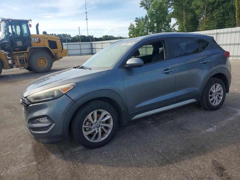 2017 Hyundai Tucson მანქანა იყიდება აუქციონზე, vin: KM8J33A49HU327740, აუქციონის ნომერი: 68590716