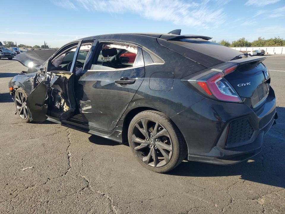 68057146 :رقم المزاد ، SHHFK7G49JU226366 vin ، 2018 Honda Civic مزاد بيع