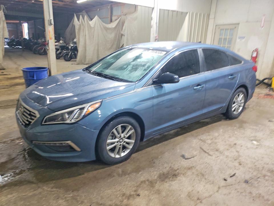 2015 Hyundai Sonata მანქანა იყიდება აუქციონზე, vin: 5NPE24AF2FH152836, აუქციონის ნომერი: 69196506