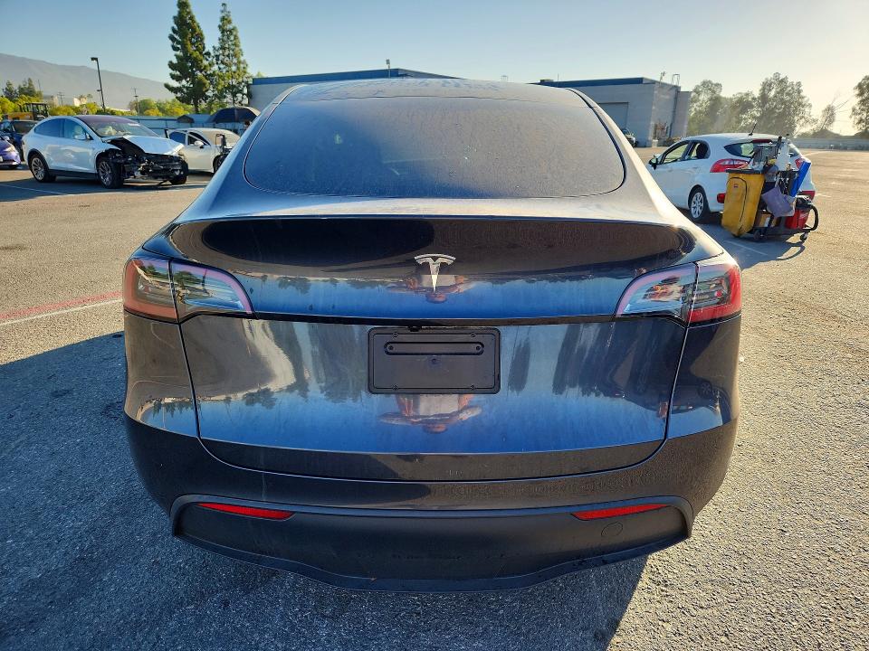 Продаж на аукціоні авто 2025 Tesla Model Y, vin: 7SAYGDEDXSA367042, номер лоту: 67505256