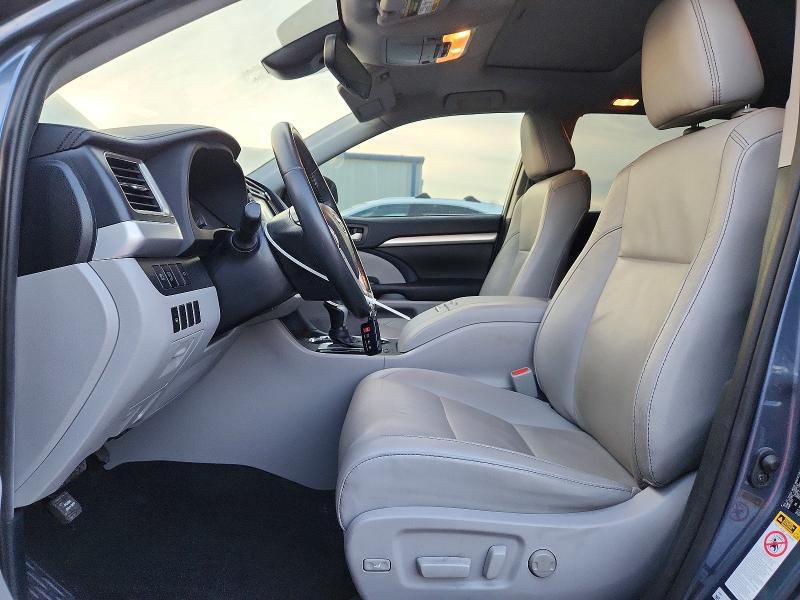 Продаж на аукціоні авто 2019 Toyota Highlander, vin: 5TDKZRFH7KS366067, номер лоту: 70631156