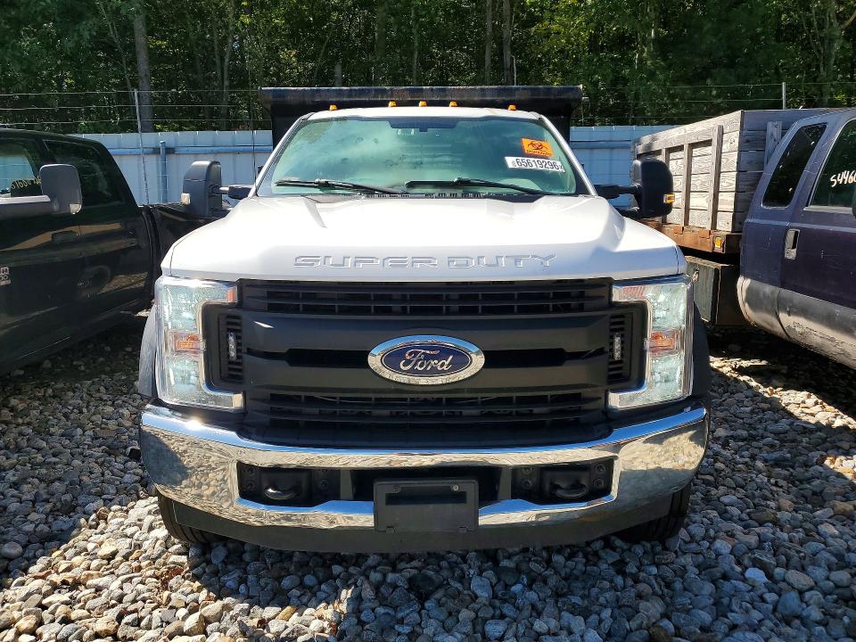 2019 Ford F550 მანქანა იყიდება აუქციონზე, vin: 1FDUF5GT7KEE68869, აუქციონის ნომერი: 65619296