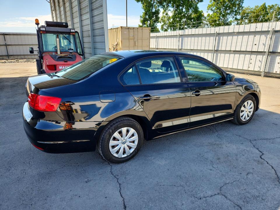 68202656 :رقم المزاد ، 3VW2K7AJ4CM365413 vin ، 2012 Volkswagen Jetta مزاد بيع