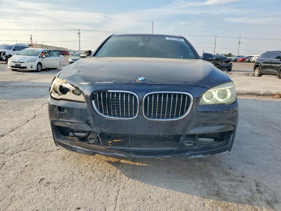 70312356 :رقم المزاد ، WBAYA8C55ED228398 vin ، 2014 Bmw 750 مزاد بيع