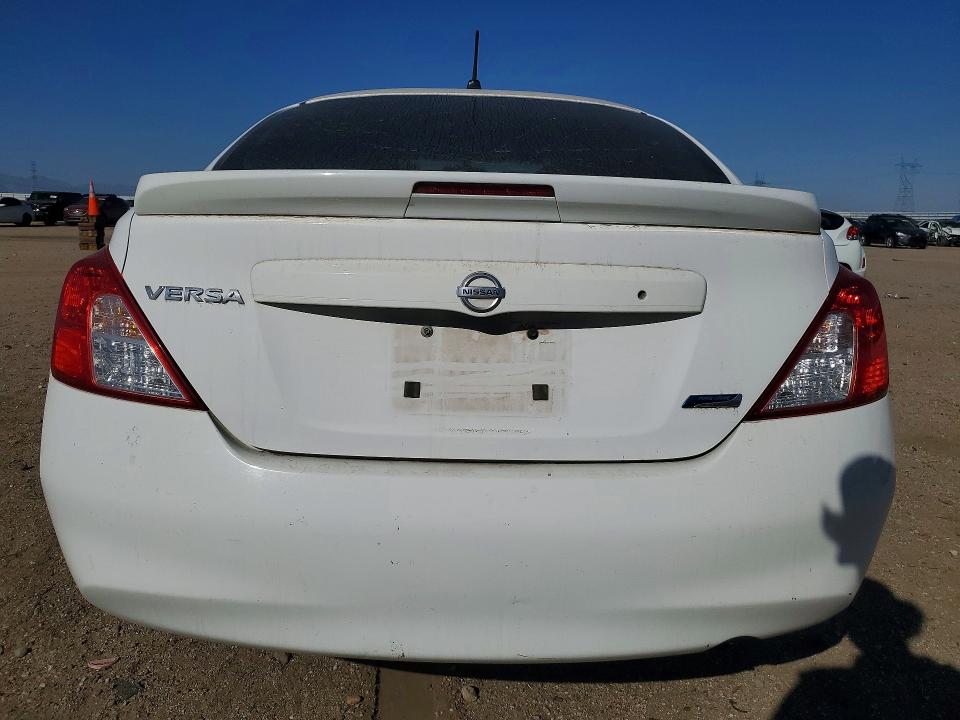 69945336 :رقم المزاد ، 3N1CN7AP8EL855299 vin ، 2014 Nissan Versa مزاد بيع