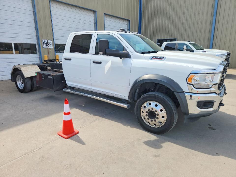 70656276 :رقم المزاد ، 3C7WRNFL3NG150348 vin ، 2022 Ram 5500 مزاد بيع