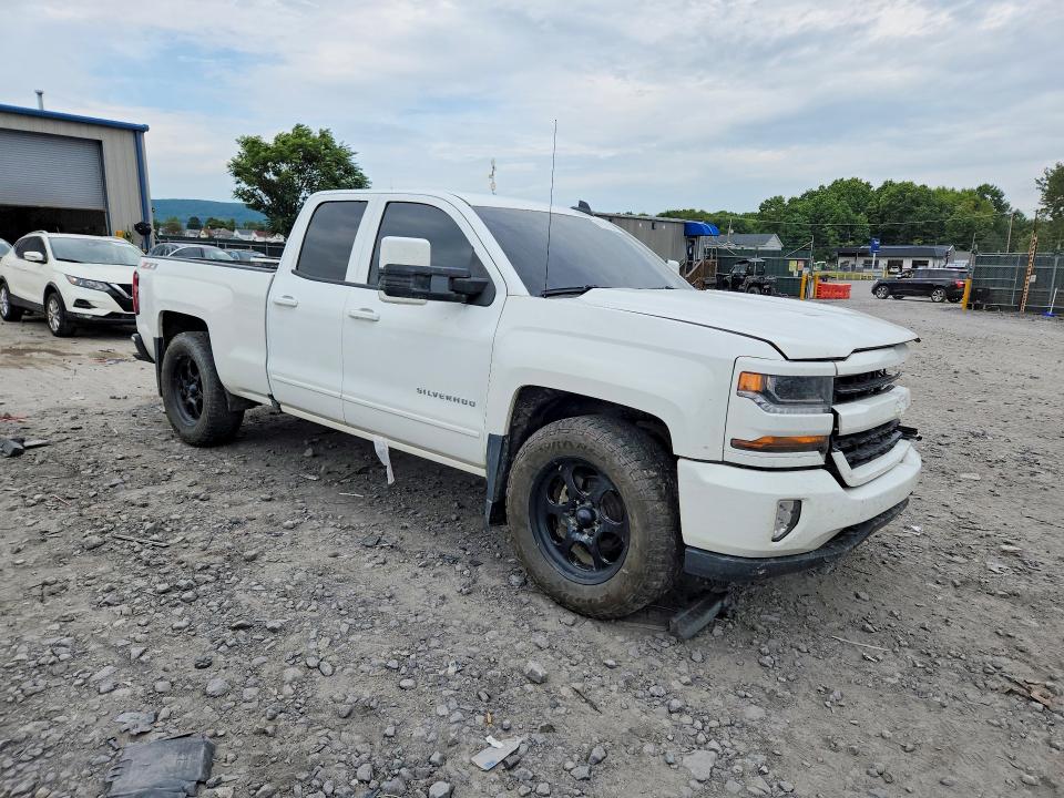 2017 Chevrolet Silverado მანქანა იყიდება აუქციონზე, vin: 1GCVKREC2HZ138878, აუქციონის ნომერი: 67657506