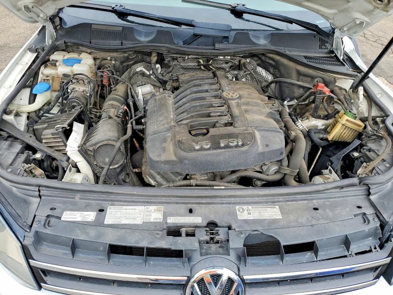 69376846 :رقم المزاد ، WVGEF9BP0DD007608 vin ، 2013 Volkswagen Touareg مزاد بيع