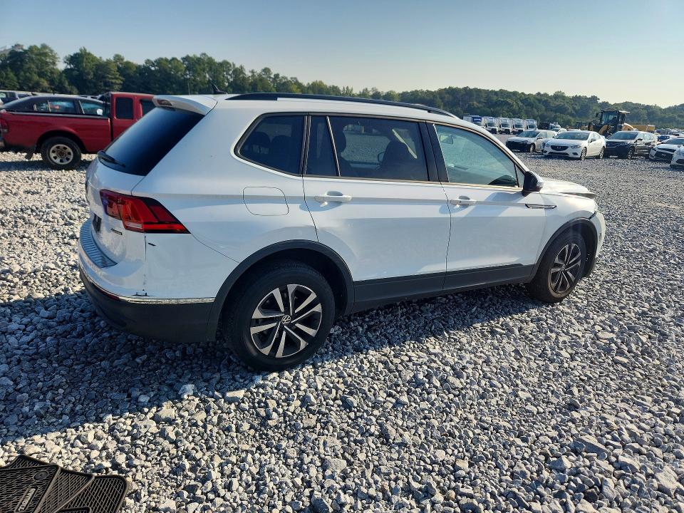 67244156 :رقم المزاد ، 3VV0B7AX4NM170737 vin ، 2022 Volkswagen Tiguan مزاد بيع