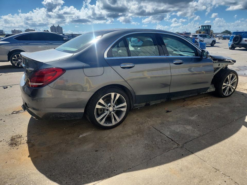 70711066 :رقم المزاد ، 55SWF4JB8HU204640 vin ، 2017 Mercedes-benz C مزاد بيع