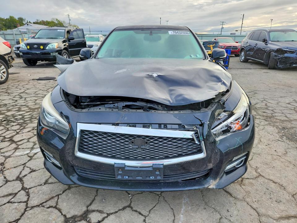 70432556 :رقم المزاد ، JN1BV7AR2FM418208 vin ، 2015 Infiniti Q50 مزاد بيع