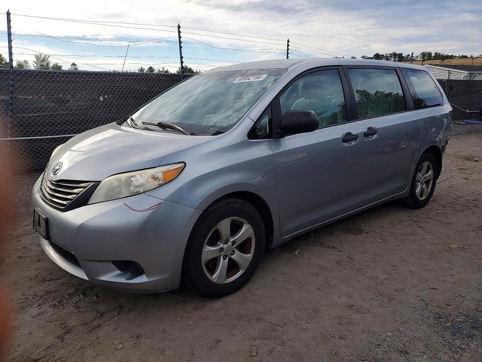 Aukcja sprzedaży 2011 Toyota Sienna, vin: 5TDZK3DC7BS100765, numer aukcji: 69952166