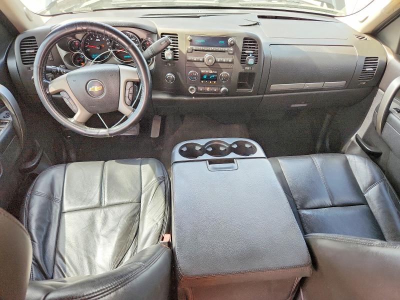 69929336 :رقم المزاد ، 3GCPKSE31BG320546 vin ، 2011 Chevrolet Silverado مزاد بيع