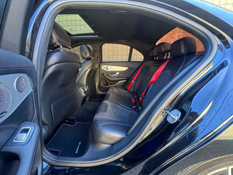 69365316 :رقم المزاد ، 55SWF6EB0KU288644         vin ، 2019 Mercedes-benz C مزاد بيع