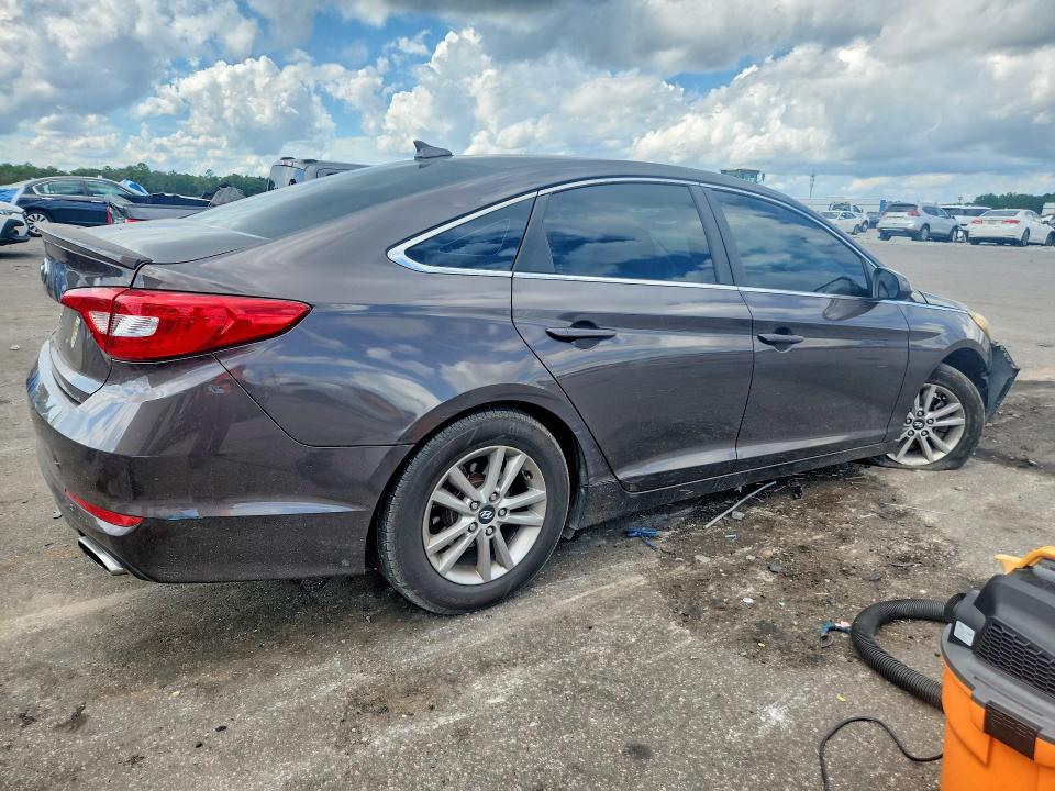 70189686 :رقم المزاد ، 5NPE24AFXFH258046 vin ، 2015 Hyundai Sonata مزاد بيع