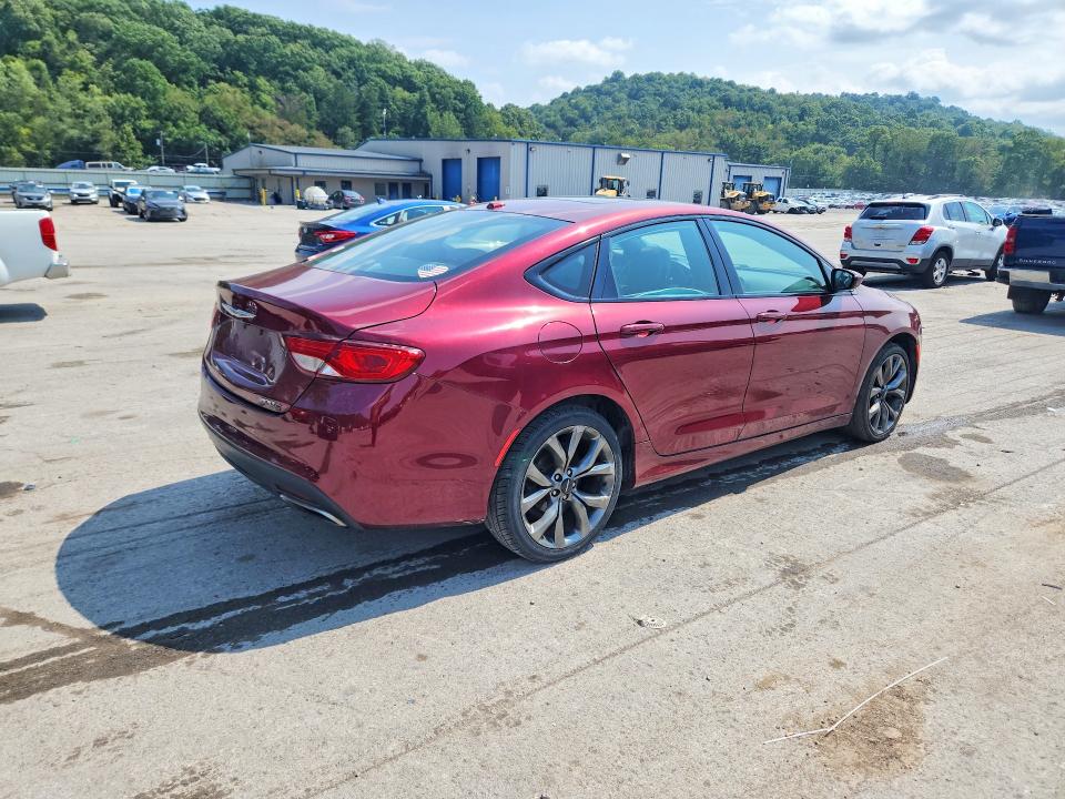 67423686 :رقم المزاد ، 1C3CCCBG4FN527345 vin ، 2015 Chrysler 200 مزاد بيع