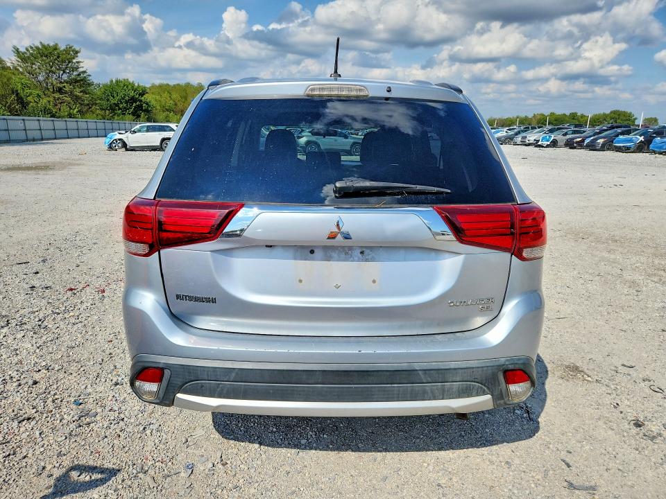 Продажа на аукционе авто 2016 Mitsubishi Outlander, vin: JA4AD3A38GZ019771, номер лота: 69875376