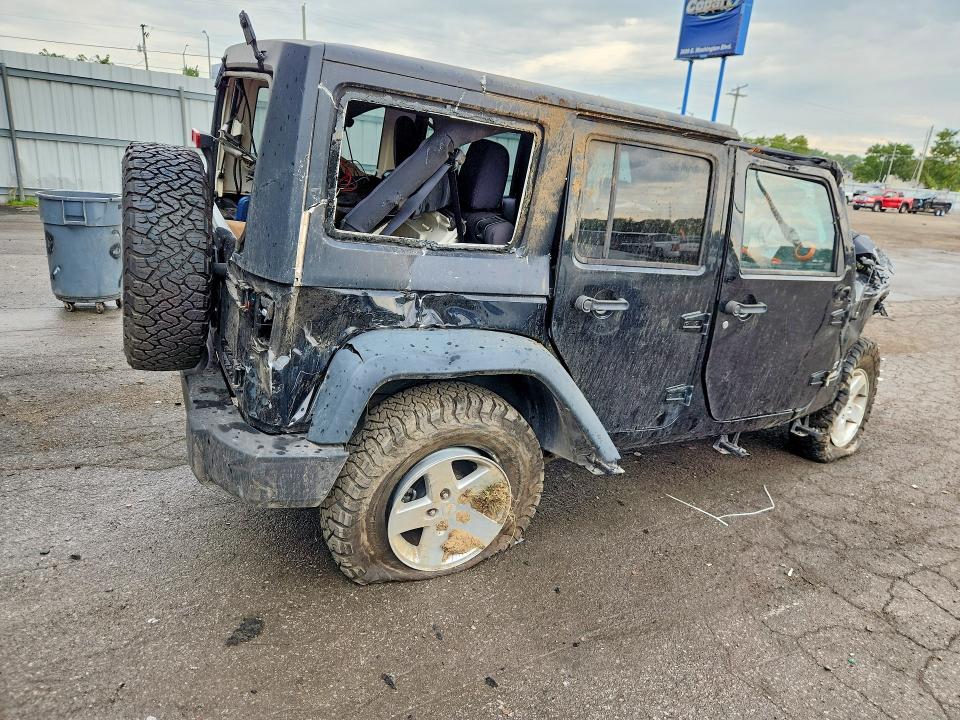 2014 Jeep Wrangler Unlimited მანქანა იყიდება აუქციონზე, vin: 1C4BJWDG9EL101043, აუქციონის ნომერი: 67402576