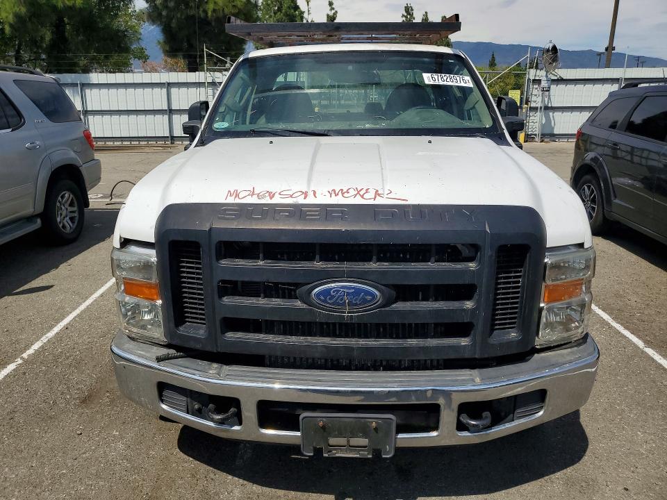 67828976 :رقم المزاد ، 1FTSX20R38EC41306 vin ، 2008 Ford F250 مزاد بيع