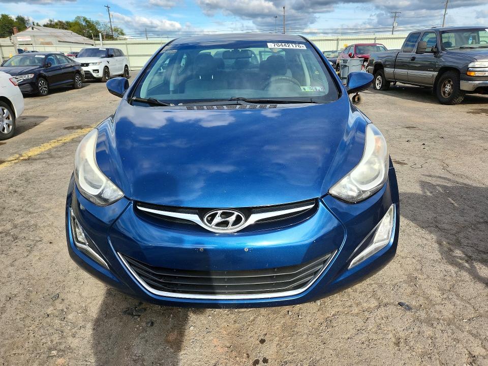 Продаж на аукціоні авто 2015 Hyundai Elantra, vin: KMHDH4AEXFU421684, номер лоту: 70442176