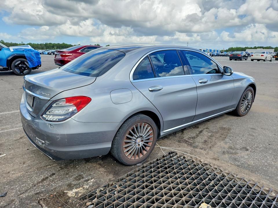 Продажа на аукционе авто 2015 Mercedes-benz C, vin: 55SWF4KBXFU006265, номер лота: 68980226