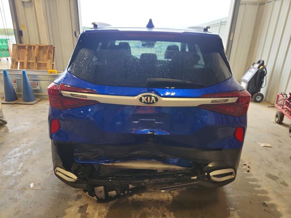 2021 Kia Seltos მანქანა იყიდება აუქციონზე, vin: KNDEUCAA7M7098718, აუქციონის ნომერი: 68386836