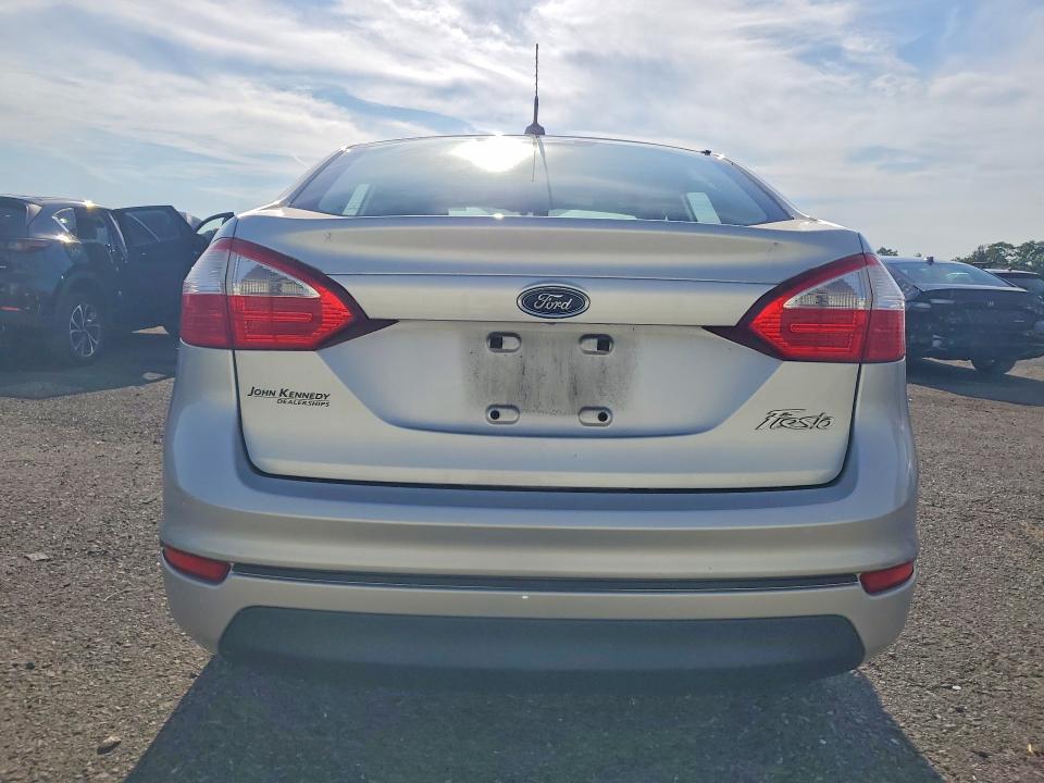 Продаж на аукціоні авто 2015 Ford Fiesta, vin: 3FADP4AJ6FM218810, номер лоту: 67599516
