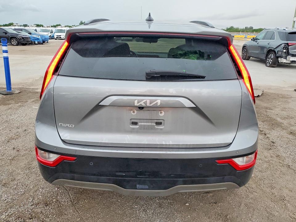2024 Kia Niro მანქანა იყიდება აუქციონზე, vin: KNDCR3L1XR5086393, აუქციონის ნომერი: 69785056