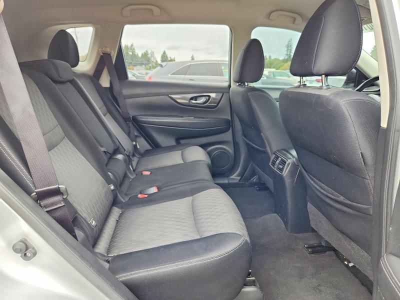 Продажа на аукционе авто 2017 Nissan Rogue, vin: JN8AT2MT5HW392059, номер лота: 70710016