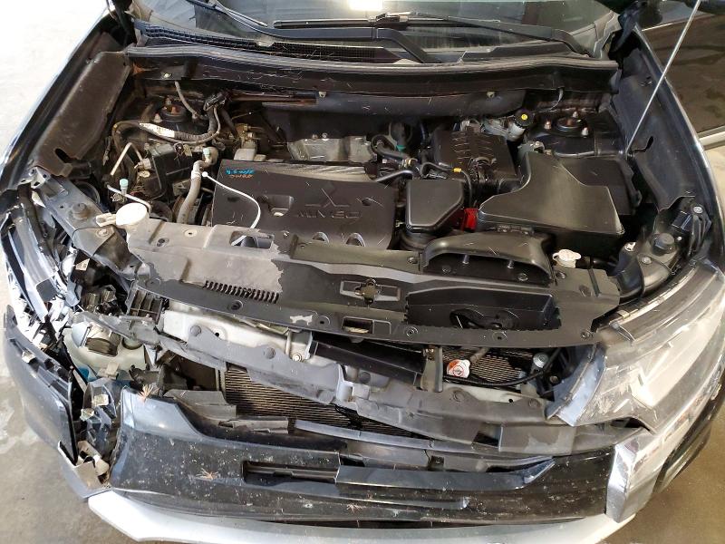68940826 :رقم المزاد ، JA4AZ3A37GZ010884 vin ، 2016 Mitsubishi Outlander مزاد بيع