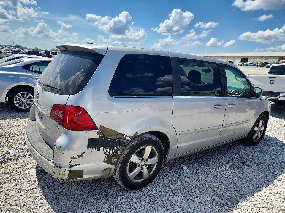 Продажа на аукционе авто 2010 Volkswagen Routan, vin: 2V4RW3D11AR354018, номер лота: 68517766