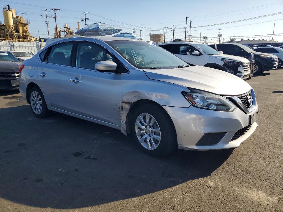 Продажа на аукционе авто 2016 Nissan Sentra, vin: 3N1AB7AP5GY323367, номер лота: 69420416