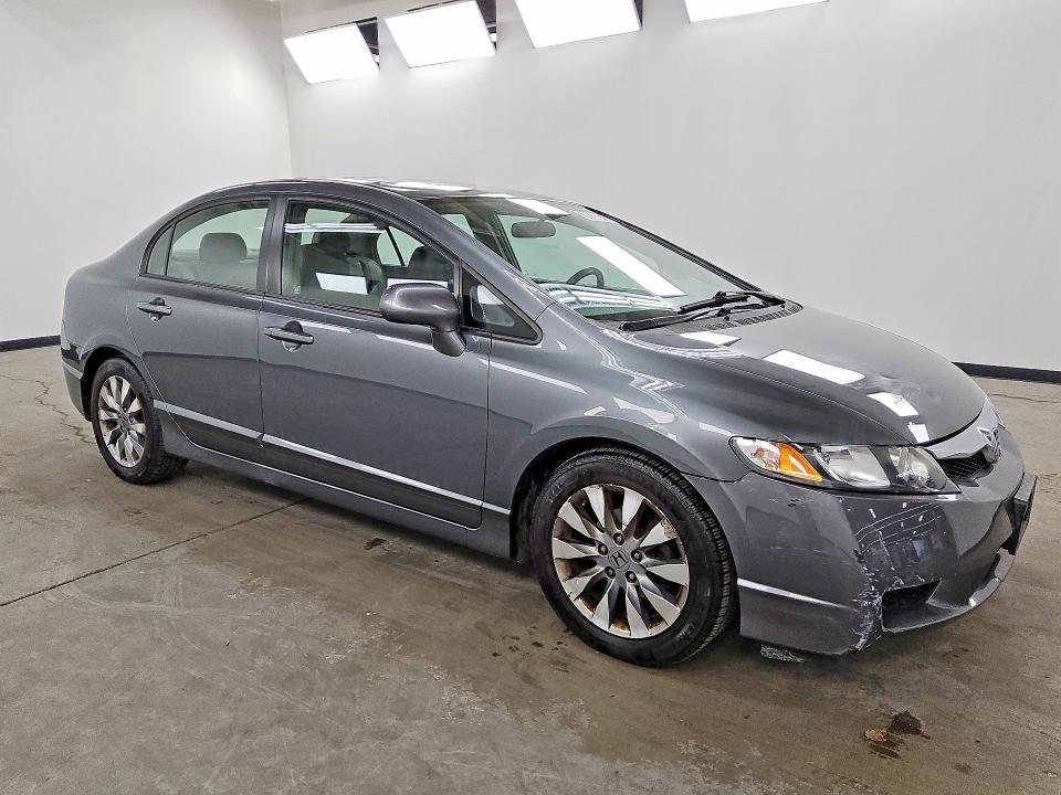 70330476 :رقم المزاد ، 19XFA1F99AE021277 vin ، 2010 Honda Civic مزاد بيع