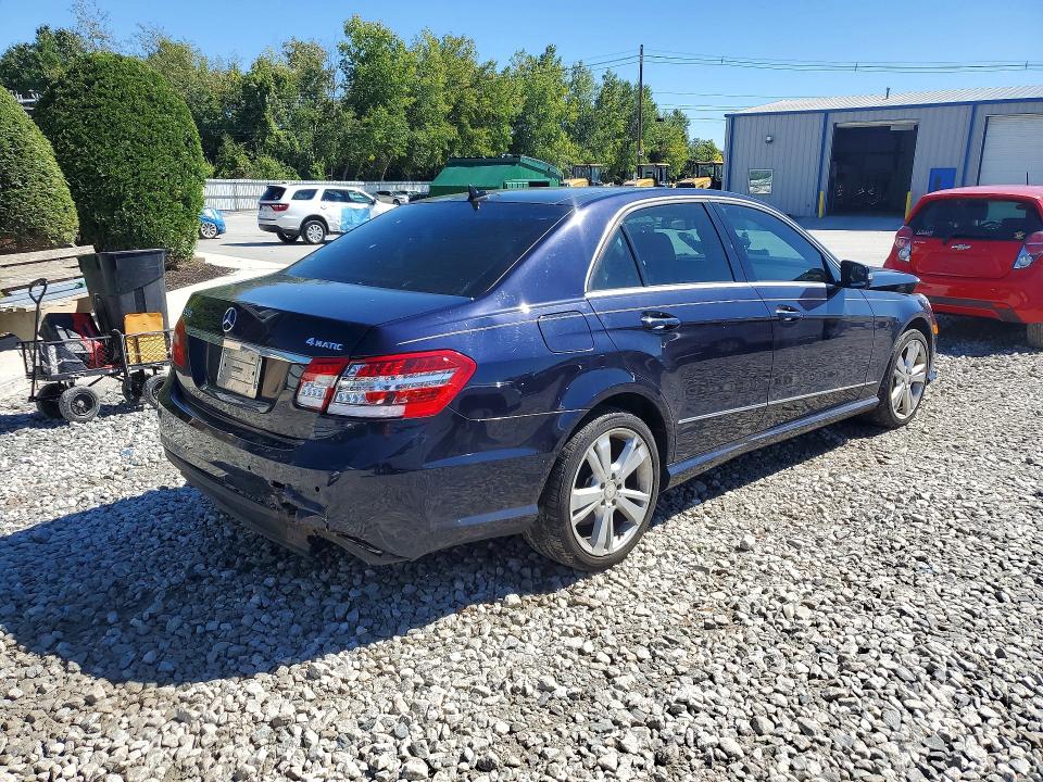 2010 Mercedes-benz E მანქანა იყიდება აუქციონზე, vin: WDDHF9AB5AA159958, აუქციონის ნომერი: 67614436