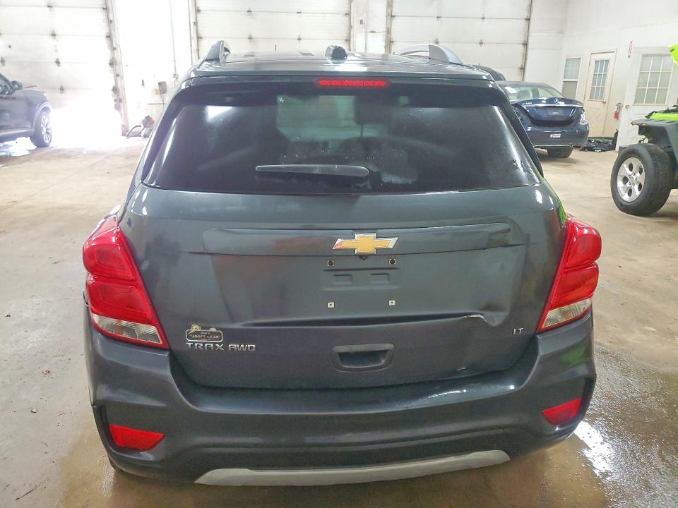 68157146 :رقم المزاد ، KL7CJPSB6JB717572 vin ، 2018 Chevrolet Trax مزاد بيع