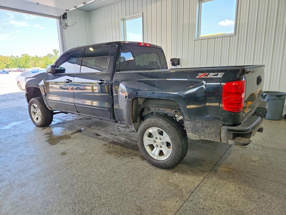 2017 Chevrolet Silverado მანქანა იყიდება აუქციონზე, vin: 3GCUKREC1HG185704, აუქციონის ნომერი: 68921236