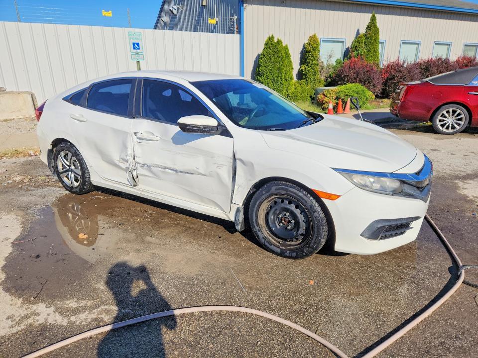 Продажа на аукционе авто 2017 Honda Civic, vin: 19XFC2F52HE013349, номер лота: 70656936