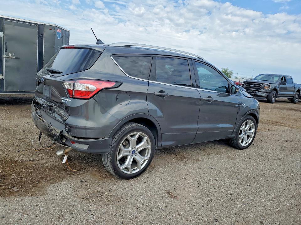 Продажа на аукционе авто 2018 Ford Escape, vin: 1FMCU9J93JUA72352, номер лота: 70330936