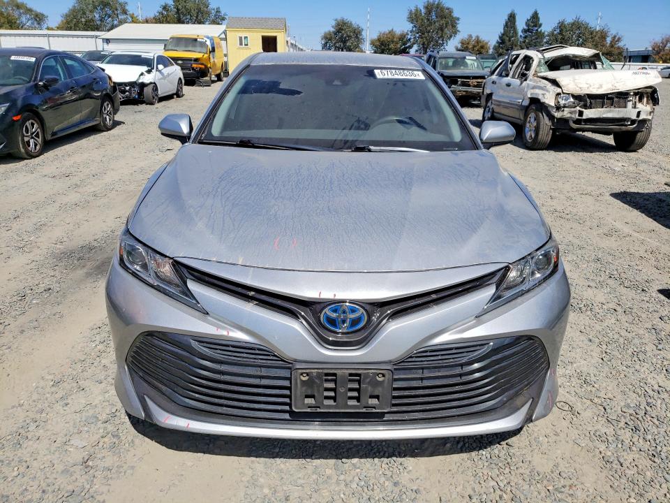 67848636 :رقم المزاد ، 4T1C31AK0LU522758 vin ، 2020 Toyota Camry مزاد بيع