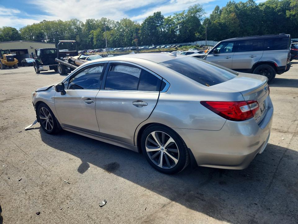 70127606 :رقم المزاد ، 4S3BNAN65H3030344 vin ، 2017 Subaru Legacy مزاد بيع