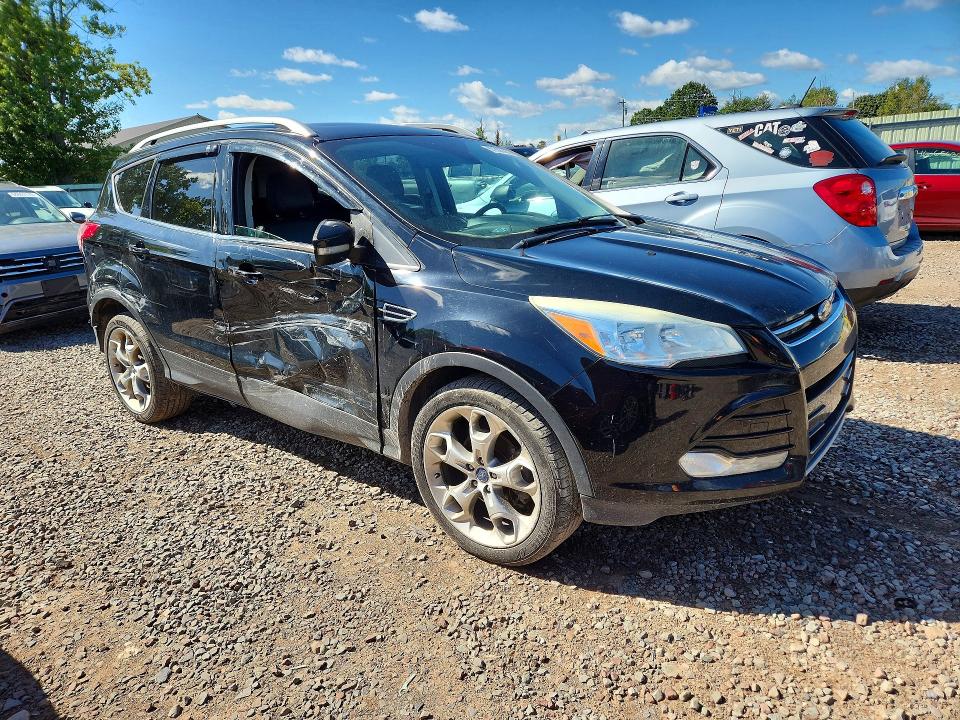 Продаж на аукціоні авто 2016 Ford Escape, vin: 1FMCU9JXXGUB05239, номер лоту: 67885766