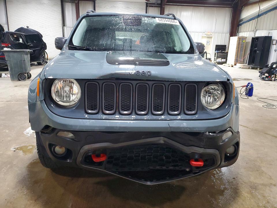 2016 Jeep Renegade მანქანა იყიდება აუქციონზე, vin: ZACCJBCT2GPD73184, აუქციონის ნომერი: 68594066