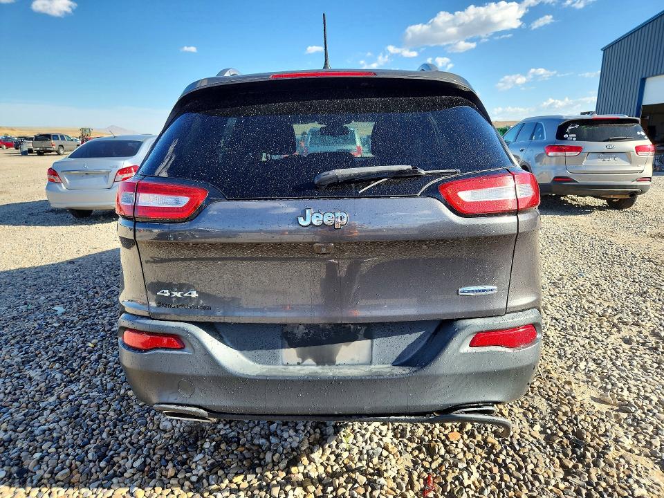 67435596 :رقم المزاد ، 1C4PJMCS0GW244223 vin ، 2016 Jeep Cherokee مزاد بيع
