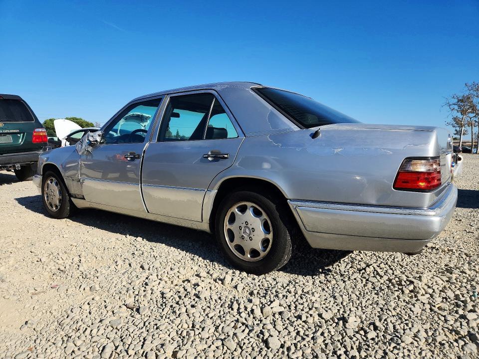 Продаж на аукціоні авто 1995 Mercedes-benz E, vin: WDBEA32E8SC224081, номер лоту: 68188616