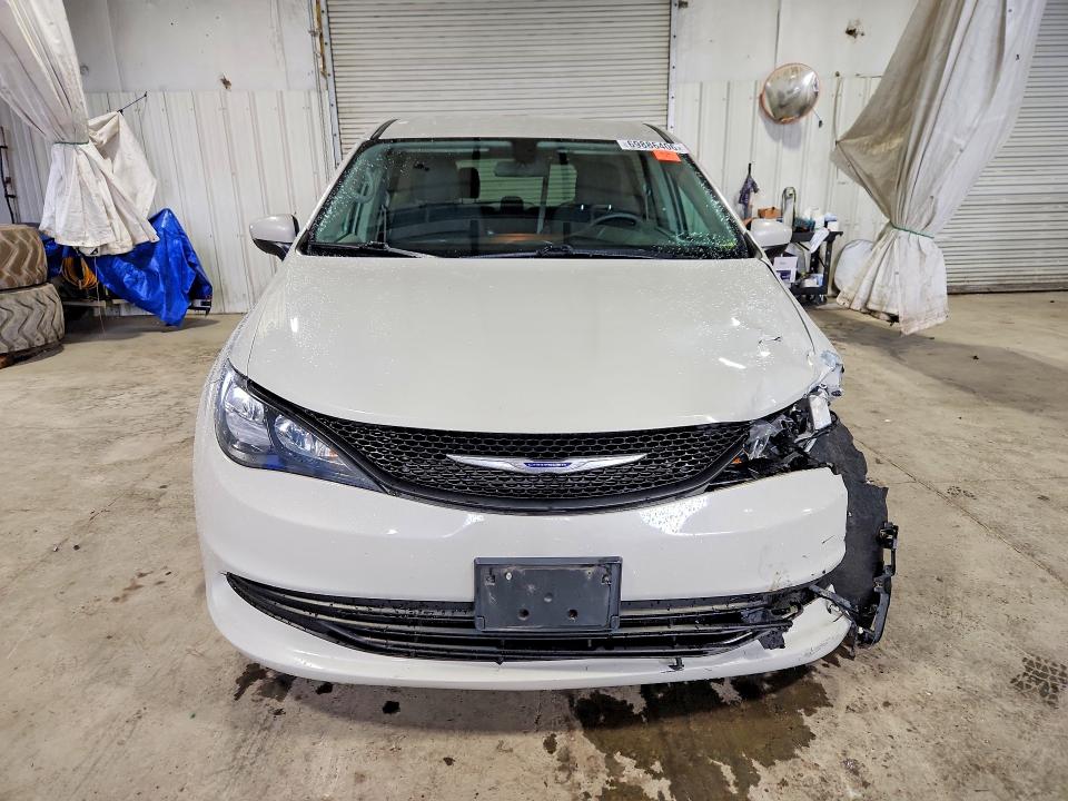 69886406 :رقم المزاد ، 2C4RC1AG8KR666340 vin ، 2019 Chrysler Pacifica مزاد بيع